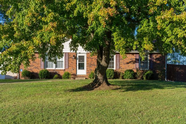 515 Cheatham Dr, Clarksville, TN 37042