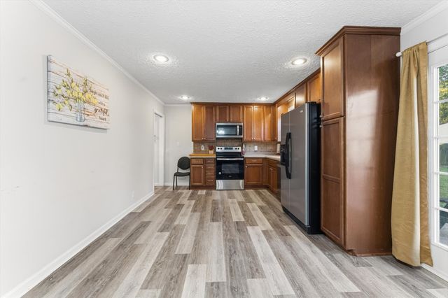 515 Cheatham Dr, Clarksville, TN 37042