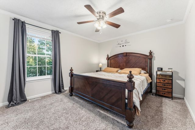 515 Cheatham Dr, Clarksville, TN 37042