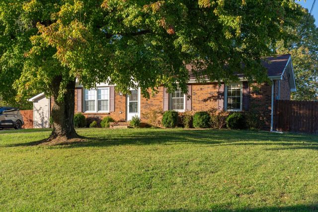 515 Cheatham Dr, Clarksville, TN 37042