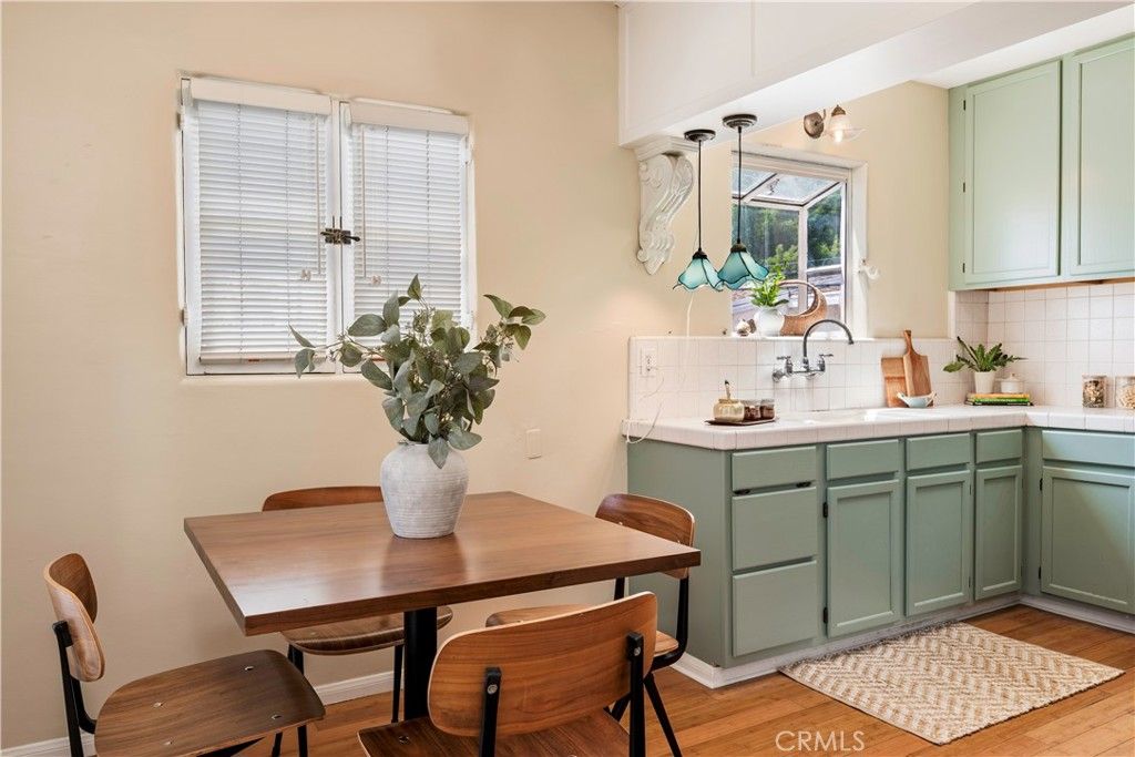 Image 16 of property listing at 3517 E 2nd, Long Beach, CA 90803