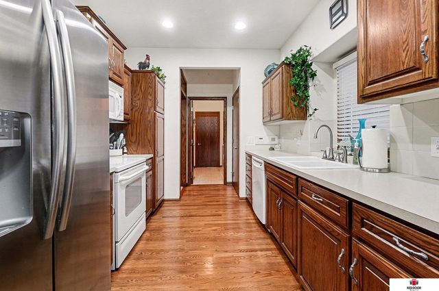 2208 S 179Th Street, Omaha, NE 68130