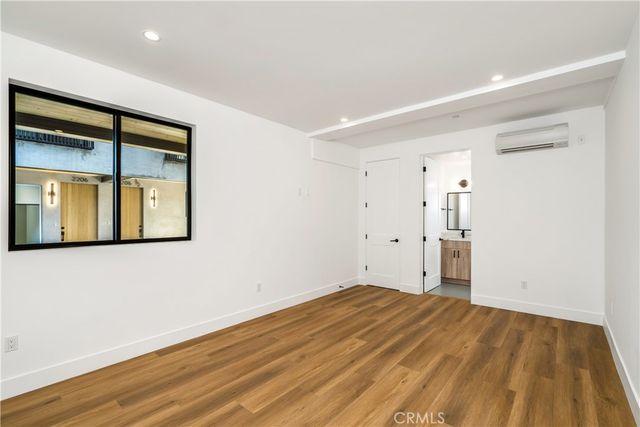 2204 Carmona, Los Angeles, CA 90016