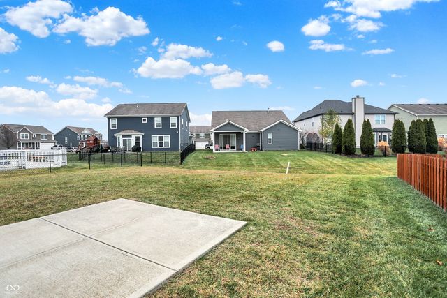 1333 Old Heritage Place, Greenwood, IN 46143