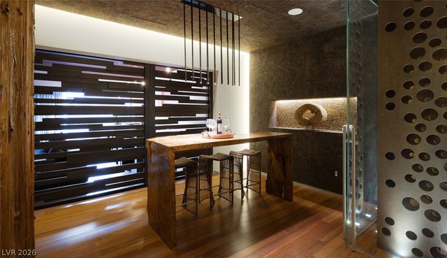 20 Soaring Bird Court, Las Vegas, NV 89135