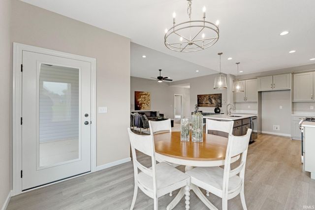 17890 Carne Cove, Leo, IN 46765