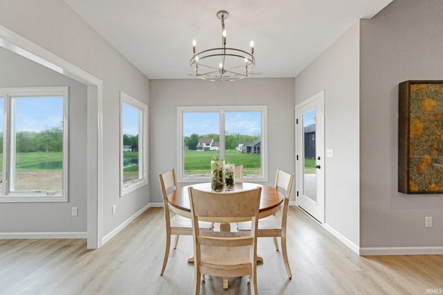 17890 Carne Cove, Leo, IN 46765