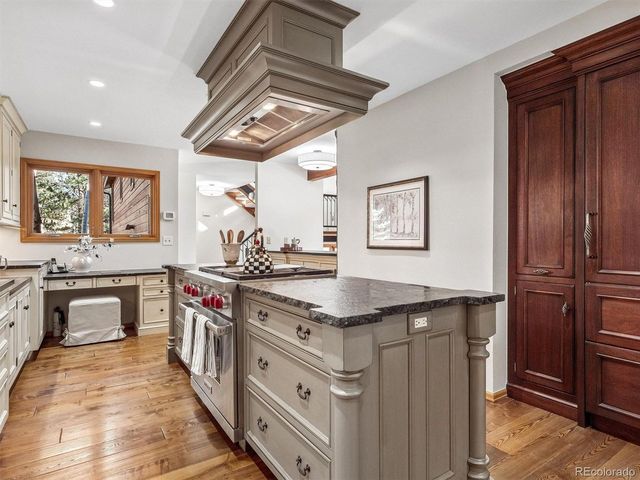 67 Oak Way, Evergreen, CO 80439