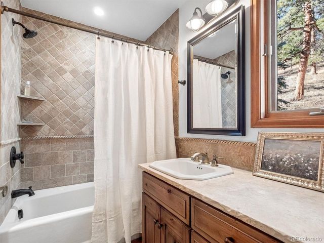 67 Oak Way, Evergreen, CO 80439