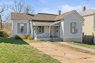 104 S 4th Street, De Soto, MO 63020