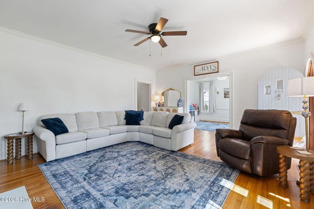 201 NW Railroad Street, Pikeville, NC 27863