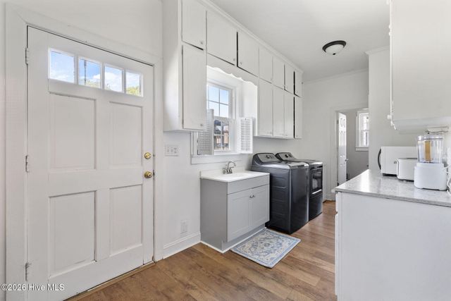 201 NW Railroad Street, Pikeville, NC 27863