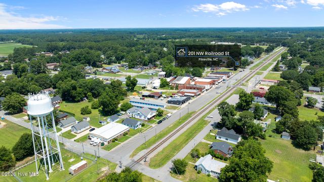 201 NW Railroad Street, Pikeville, NC 27863