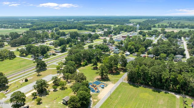 201 NW Railroad Street, Pikeville, NC 27863