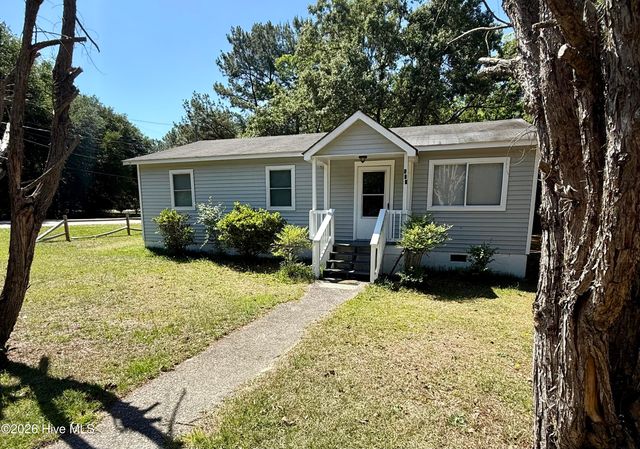 104 James Street, Aberdeen, NC 28315