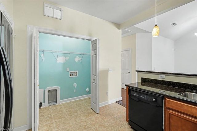 1689 Grand Springs Drive, Winston-salem, NC 27127