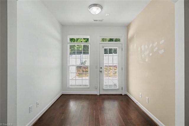 1689 Grand Springs Drive, Winston-salem, NC 27127