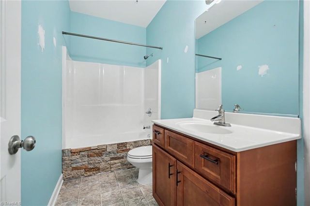 1689 Grand Springs Drive, Winston-salem, NC 27127