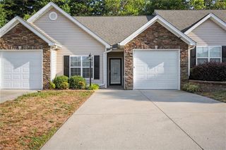 1689 Grand Springs Drive, Winston-salem, NC 27127