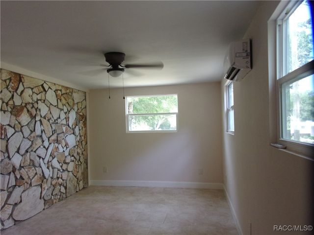 215 N Wheeler Avenue, Inverness, FL 34453