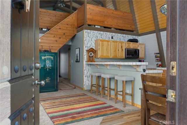 2116 Glacier Drive, Pine Mountain Club, CA 93222
