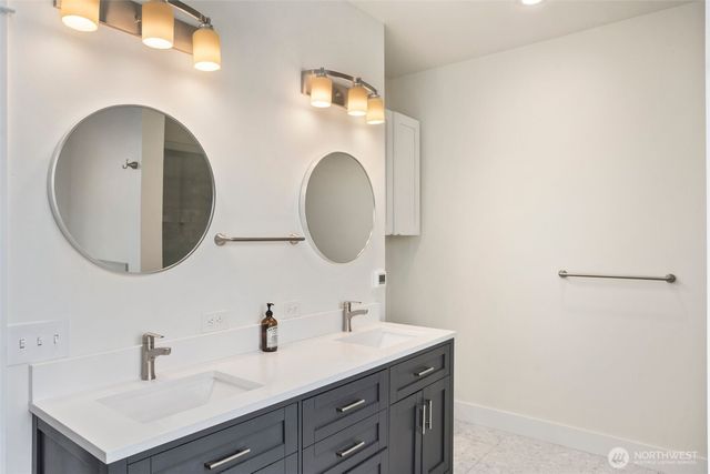 3030 Ocean View Court, Ilwaco, WA 98624