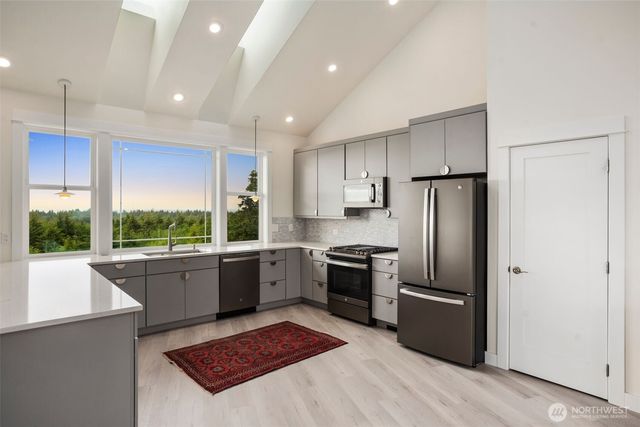 3030 Ocean View Court, Ilwaco, WA 98624