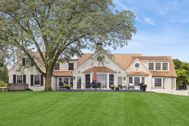 6191 S County Line Road, Burr Ridge, IL 60527