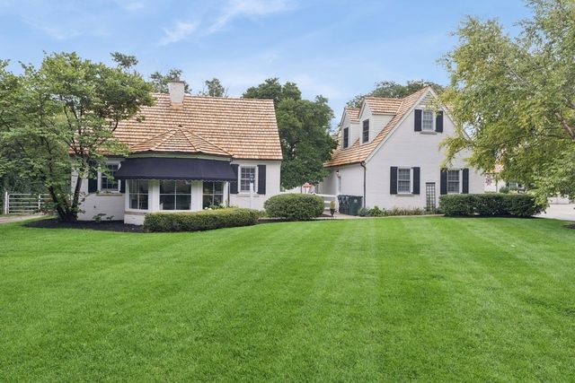 6191 S County Line Road, Burr Ridge, IL 60527