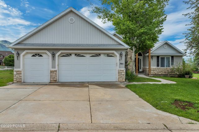 795 Bridle Way, Oakley, UT 84055