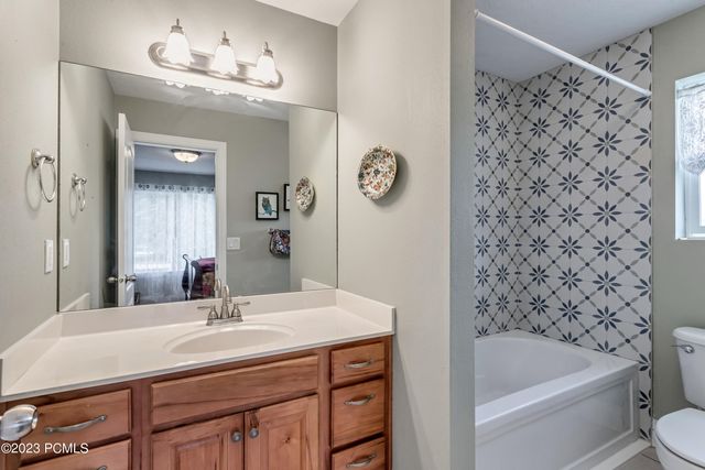 795 Bridle Way, Oakley, UT 84055