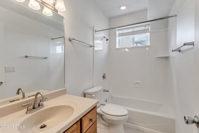 795 Bridle Way, Oakley, UT 84055