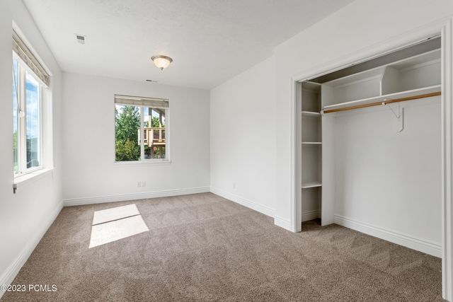 795 Bridle Way, Oakley, UT 84055