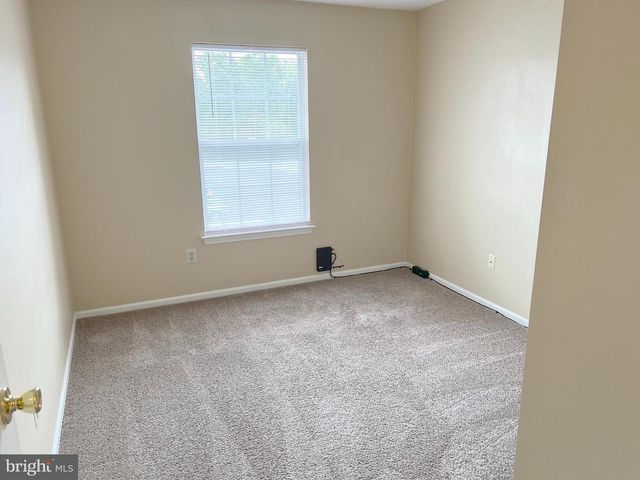 402 BEDFORD CT #402, Quakertown, PA 18951