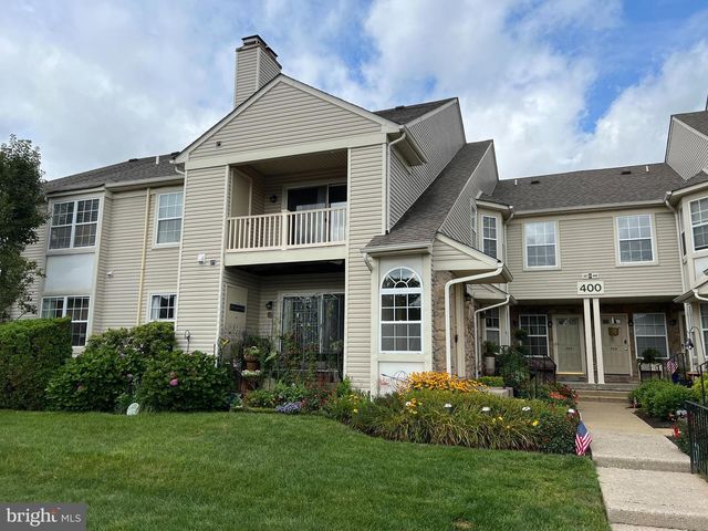 402 BEDFORD CT #402, Quakertown, PA 18951
