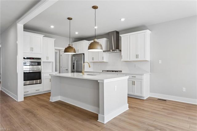 128 Robert Bruce RD, Poquoson, VA 23662