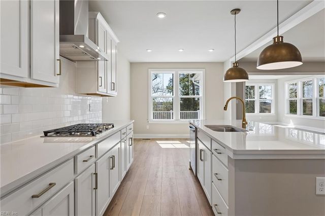 128 Robert Bruce RD, Poquoson, VA 23662
