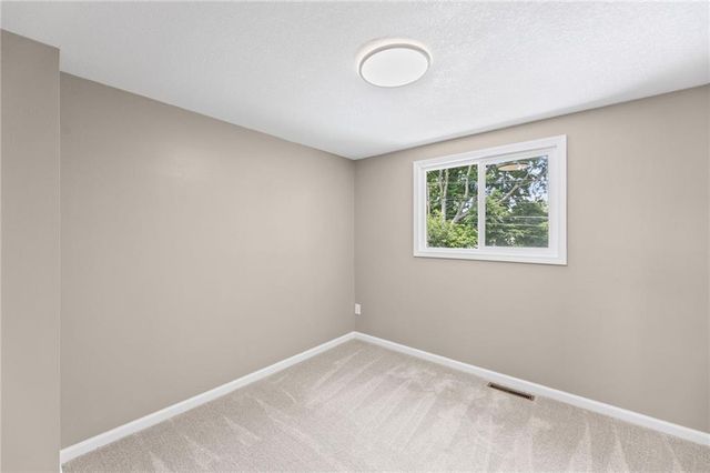 6508 E 155th Street, Grandview, MO 64030