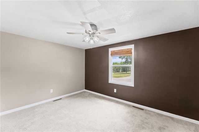 6508 E 155th Street, Grandview, MO 64030
