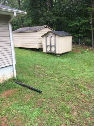 520 Chestnut Ridge Road, Marietta, SC 29661