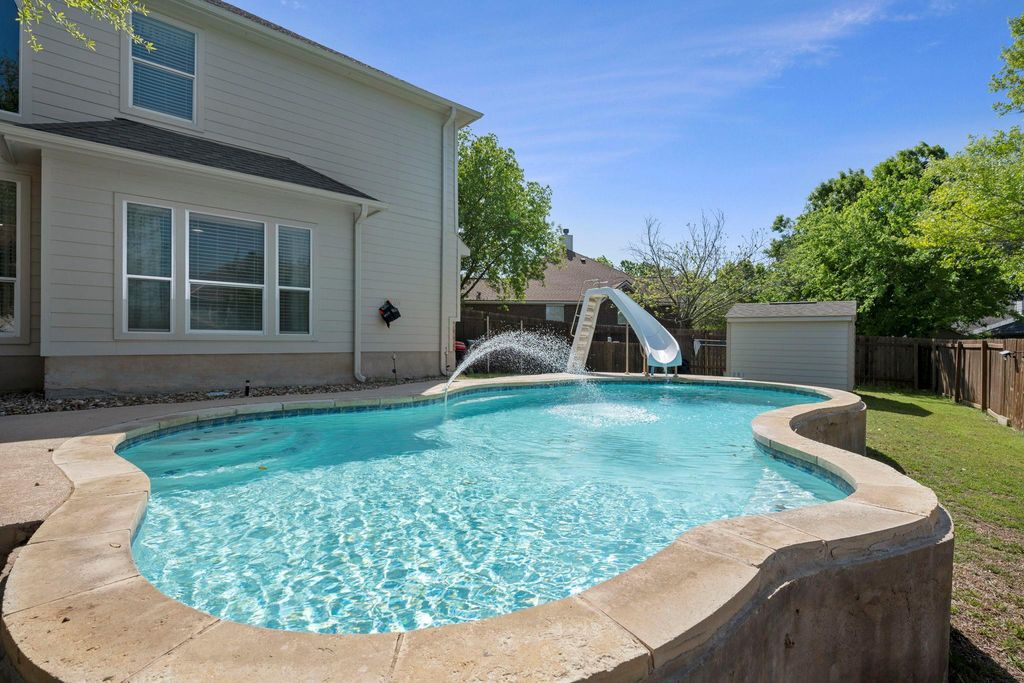 20300 Wayzata CT, Pflugerville, TX 78660
