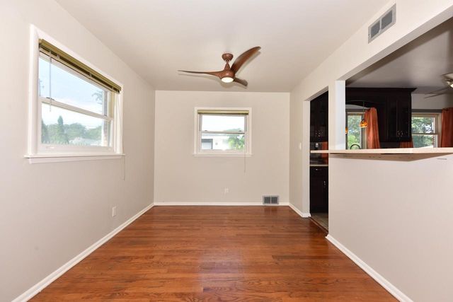 8935 N Navajo ROAD, Bayside, WI 53217