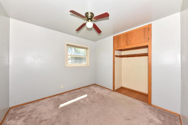 8935 N Navajo ROAD, Bayside, WI 53217