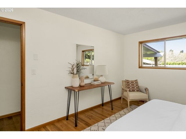 1125 N MANZANITA St, Canby, OR 97013