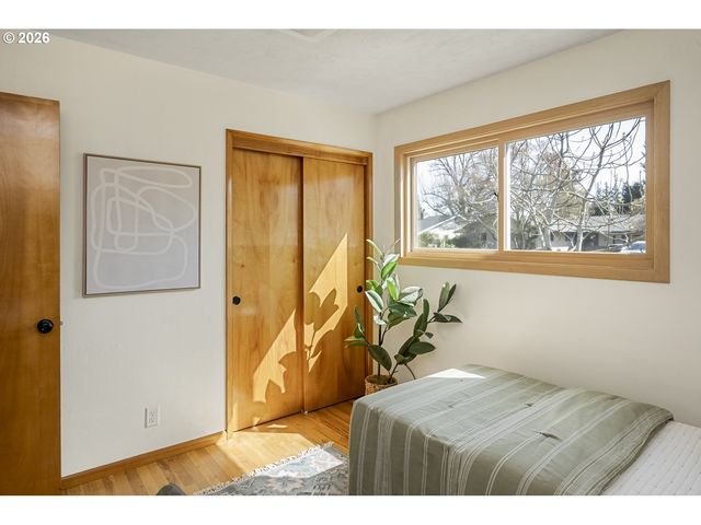 1125 N MANZANITA St, Canby, OR 97013