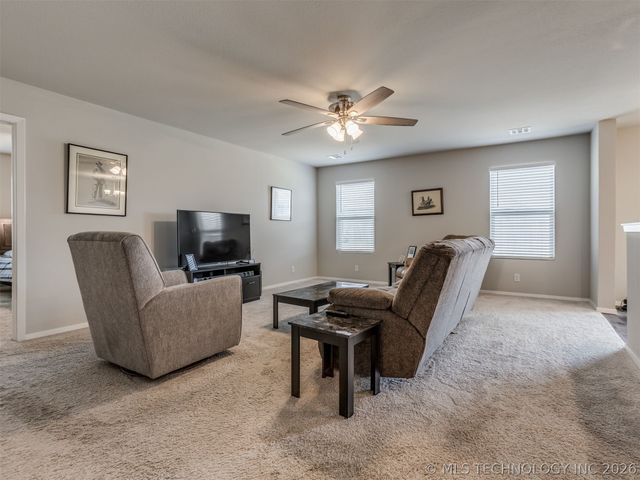 1100 Colhurst Lane, Claremore, OK 74019