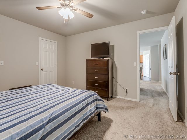 1100 Colhurst Lane, Claremore, OK 74019