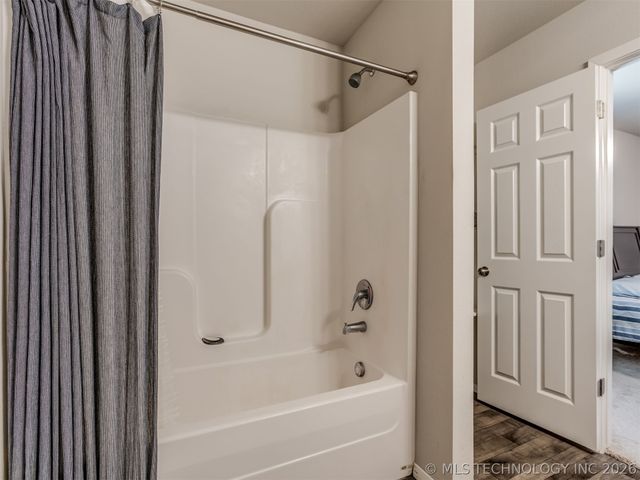 1100 Colhurst Lane, Claremore, OK 74019