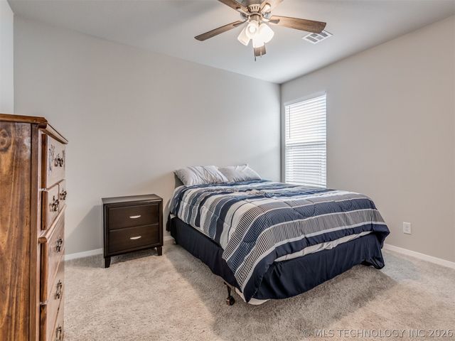 1100 Colhurst Lane, Claremore, OK 74019