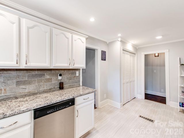 638 Fugate Avenue, Charlotte, NC 28205